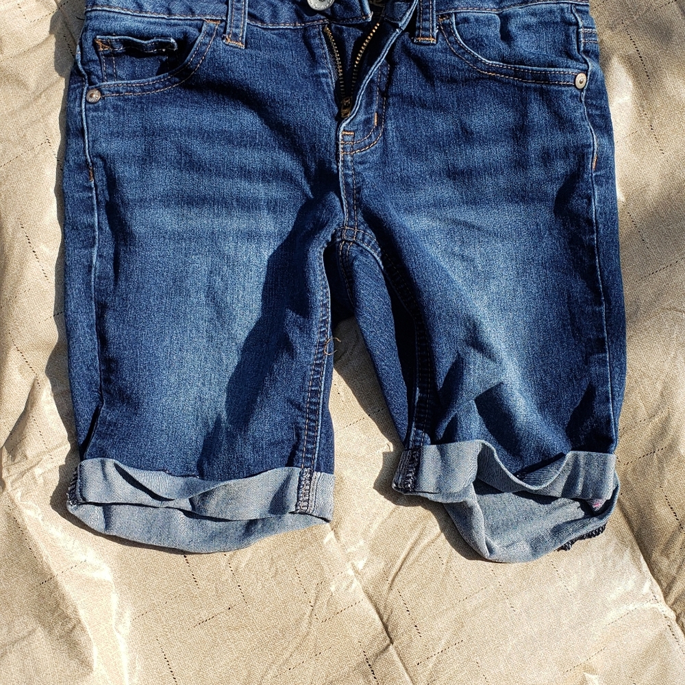 ❤3/$25❤ Justice girl's shorts